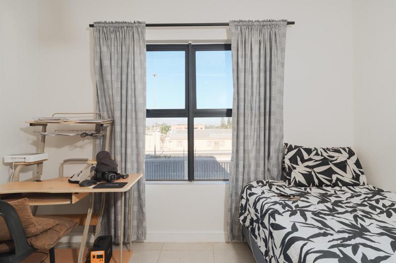 To Let 2 Bedroom Property for Rent in Somerset West Western Cape